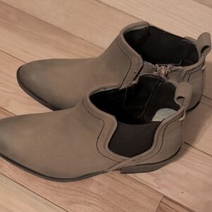 Bjorndal Brown Ankle Booties